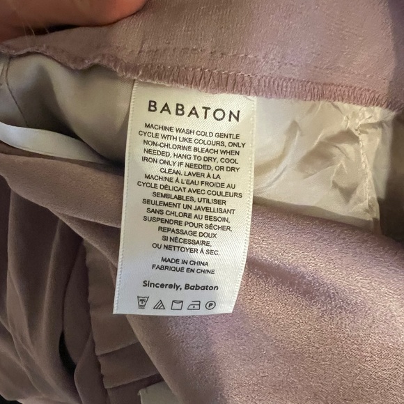 Babaton - Picture 8 of 9